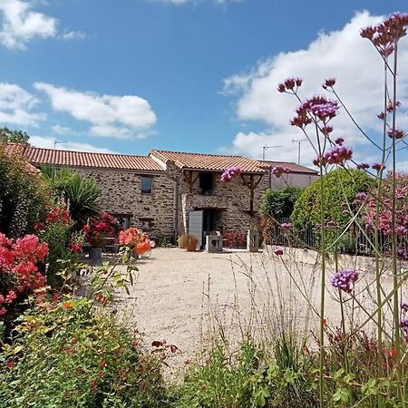 Fleur De Vigne Acomodação com café da manhã Monnieres  Exterior foto